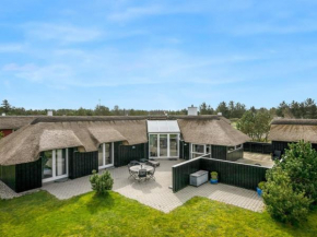 Holiday Home Hothbrod - 1-2km from the sea by Interhome
